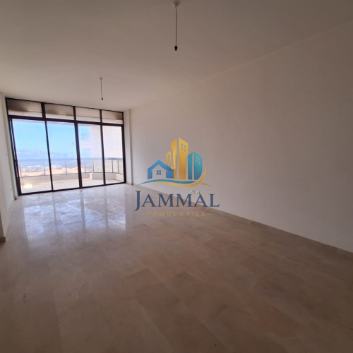 3 Bedrooms Unfurnished Apartment (160 SQM)