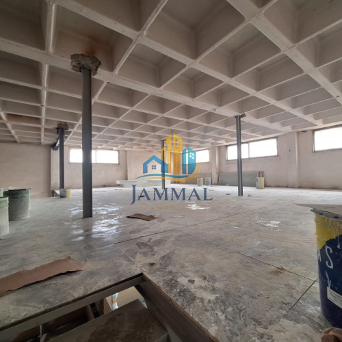 Warehouse/Workshop With Industrial External Elevator(250 SQM)