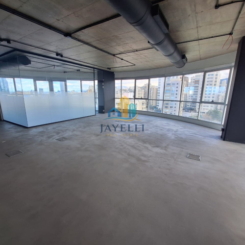 Premium Open Space Layout, 2 Executive Offices, Fully Equipped With Panoramic View (400 SQM)